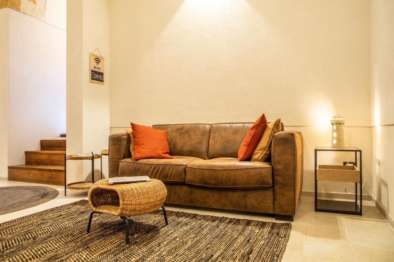 ברינדיזי Ellements - Luxury Rooms מראה חיצוני תמונה