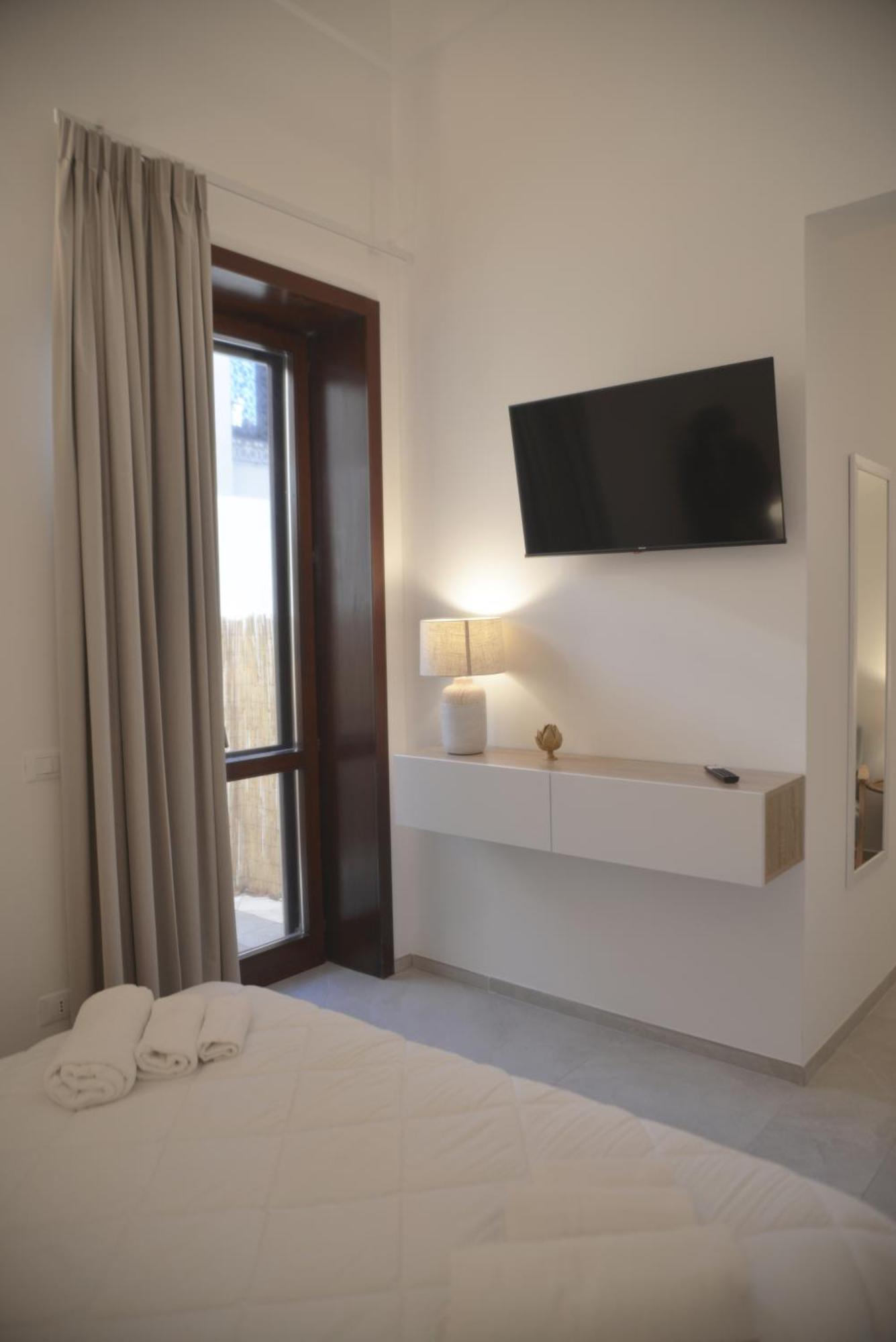 ברינדיזי Ellements - Luxury Rooms מראה חיצוני תמונה
